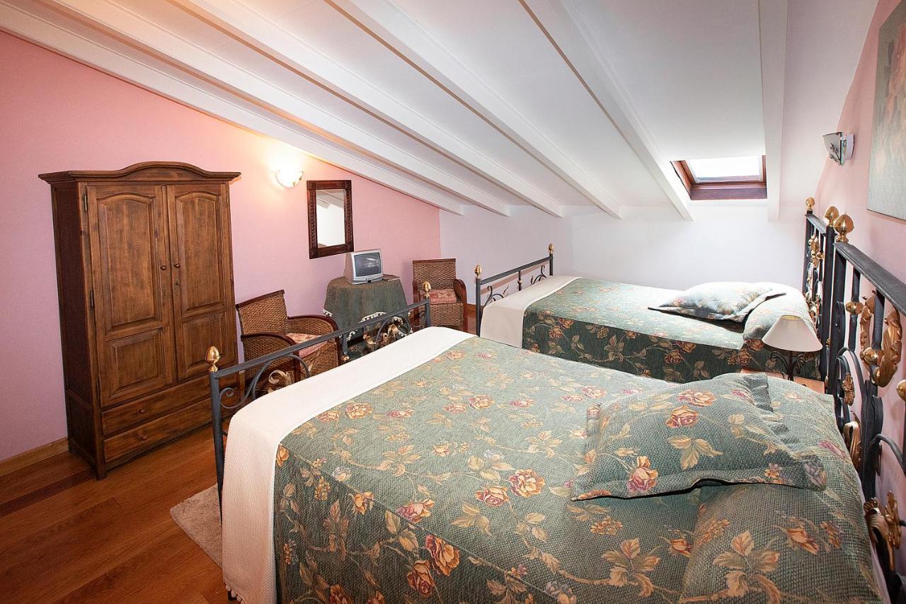 La Casona De Lombrana, En Polaciones Buitenkant foto